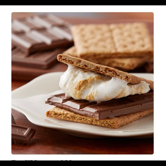 HERSHEY S’mores Travel Kit - Picture 4 of 4